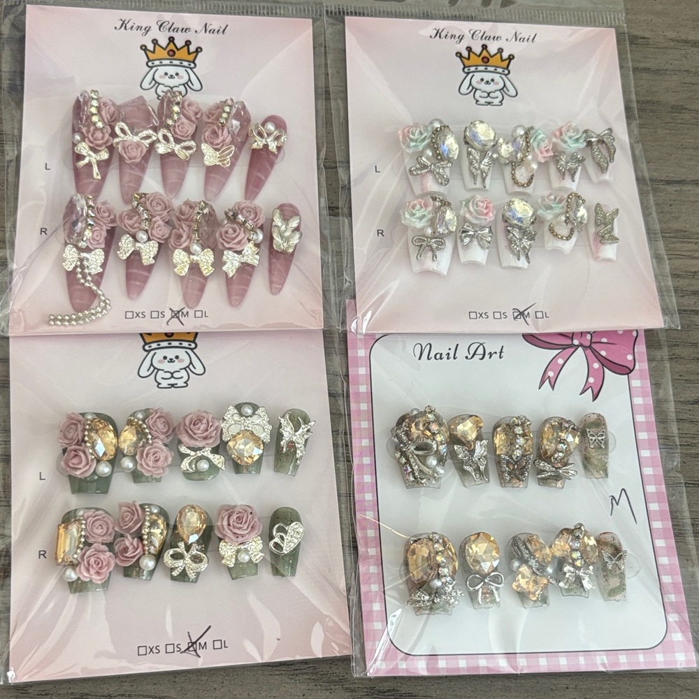 Press on nails Elegant Nail Art Set with Floral and Bow Designs size medium